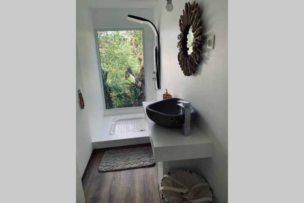 La Caze Amoremieve Pour Un Sejour Cozy A St Pierre Saint Pierre Ngoại thất bức ảnh